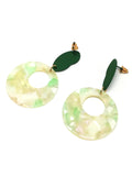 Boucles d'oreilles résine rondes boho créole vert