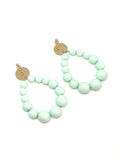 Boucles d'oreilles goutte en perles résine vert d'eau brillant - Doré